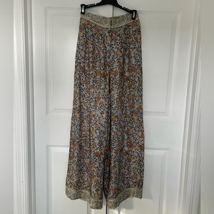 New w/Tags H&M Wide Leg Blue and Yellow Floral Pants, Size 4